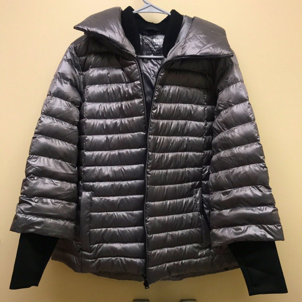 Calvin Klein Performance Men's Puffer Jacket. XL size.